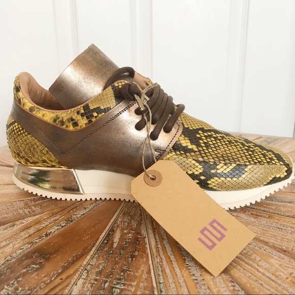 NWT Esse Ut Esse Genuine Leather Sneakers - Picture 3 of 7